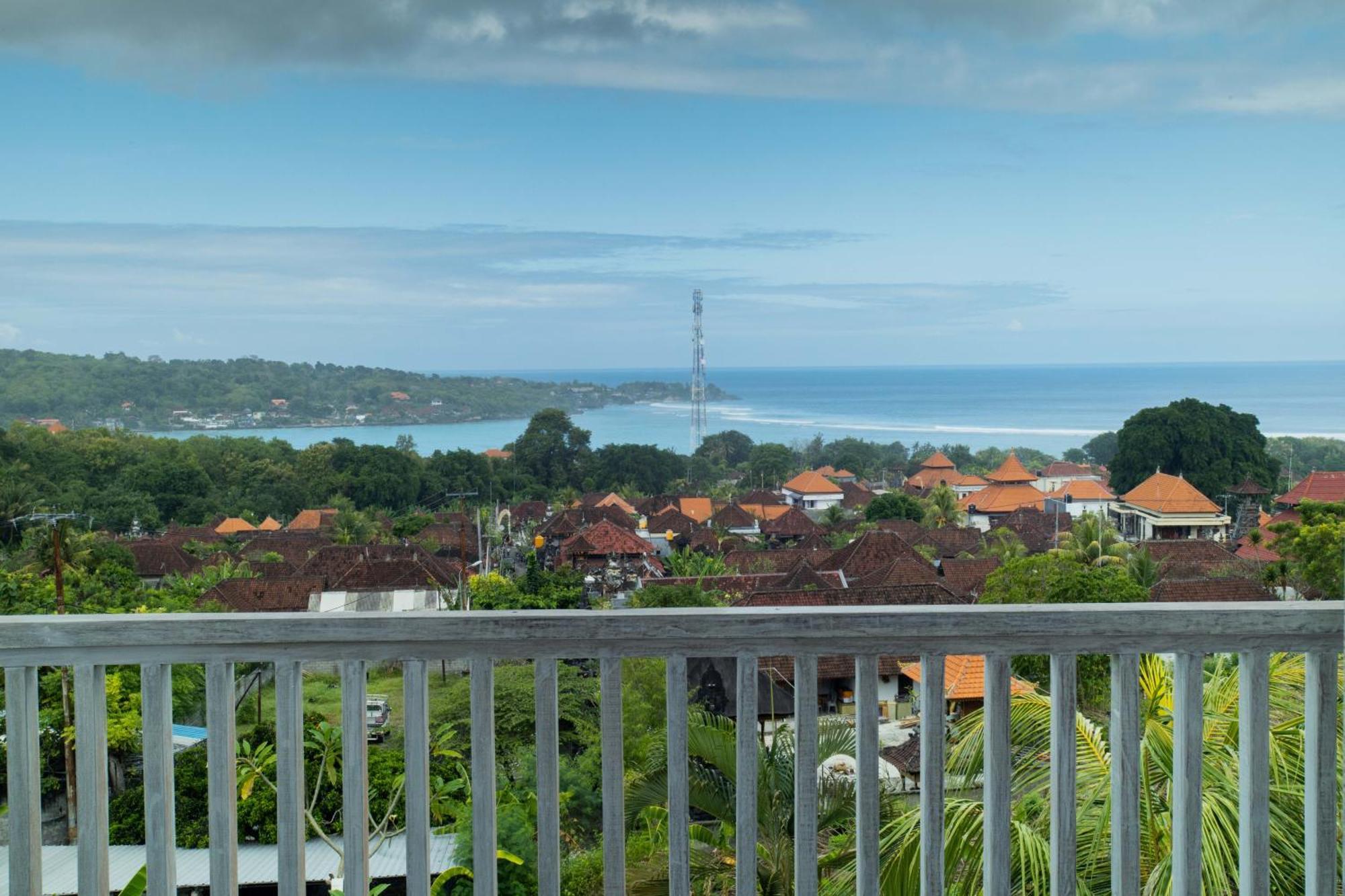 Отель Grand Sea View Lembongan Экстерьер фото