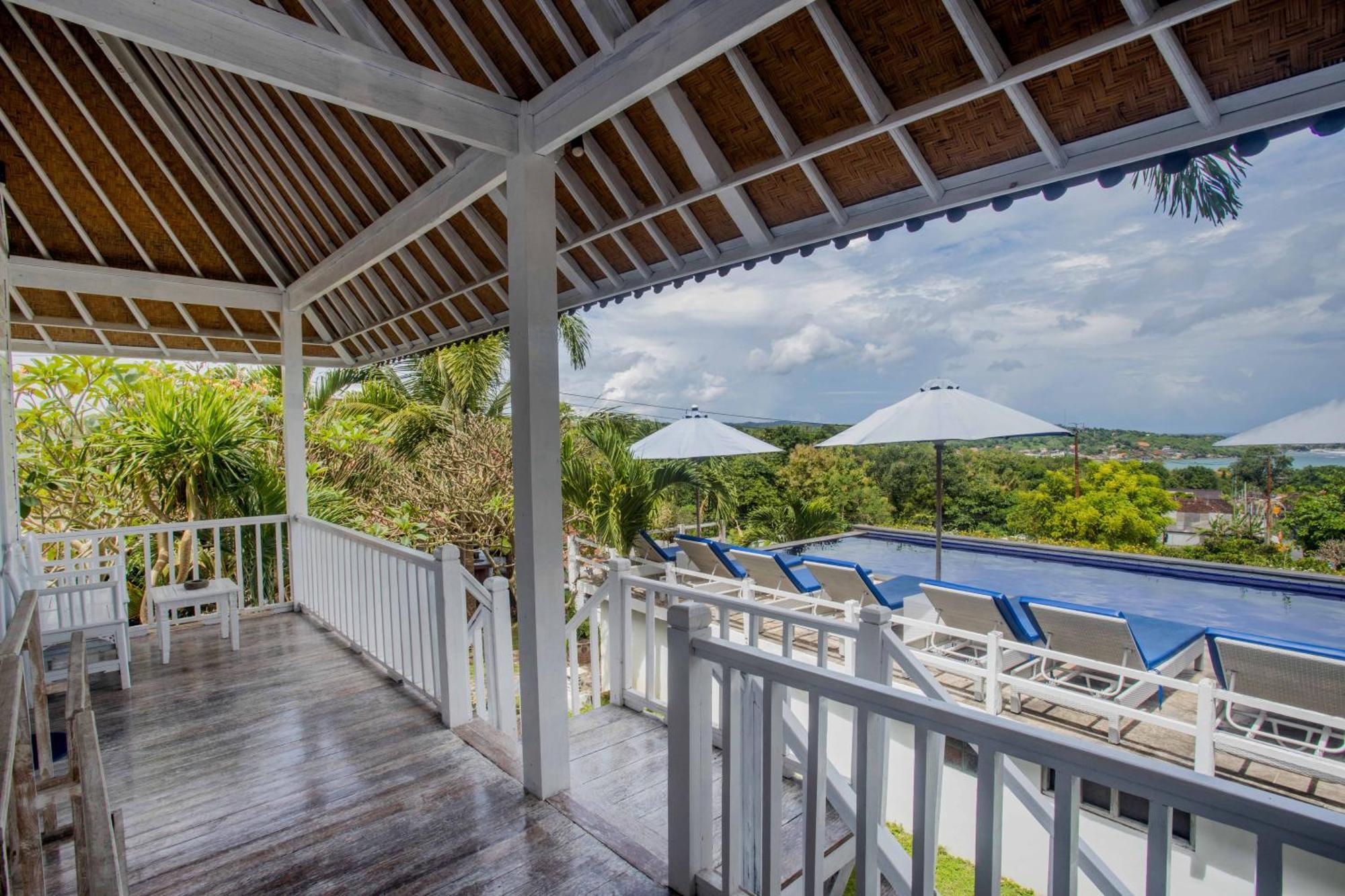 Отель Grand Sea View Lembongan Экстерьер фото